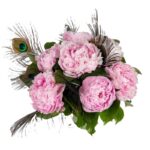 buchet-bujori-roz-si-pene-de-paun-floral-studio-iasi