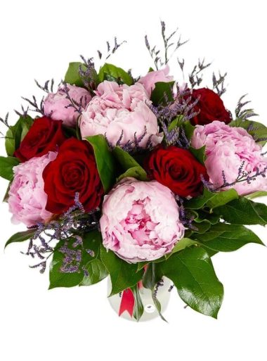 buchet-bujori-roz-si-trandafiri-rosii-floral-studio-iasi