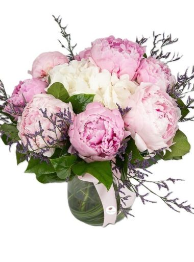 buchet-de-bujori-roz-si-hortensie-alba-floral-studio-iasi