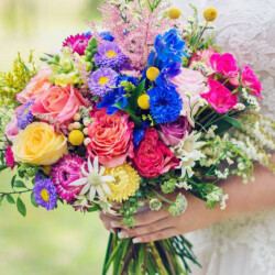 buchet-mireasa-flori-de-vara buchet-mireasa-flori-de-vara