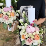lumanari-de-cununie-trandafiri-albi-si-bujori-roz-floral-studio-iasi
