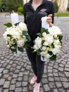 lumanari-scurte-cununie-bujori-albi-floral-studio-iasi