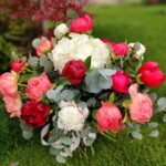 buchet-bujori-alb-si-roz-floral-studio-iasi