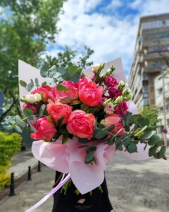 buchet-bujori-roz-si-rosii-floral-studio-iasi