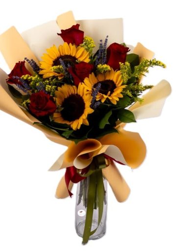 buchet-miezul-verii-floarea-soarelui-trandafiri-lavanda-floral-studio-iasi