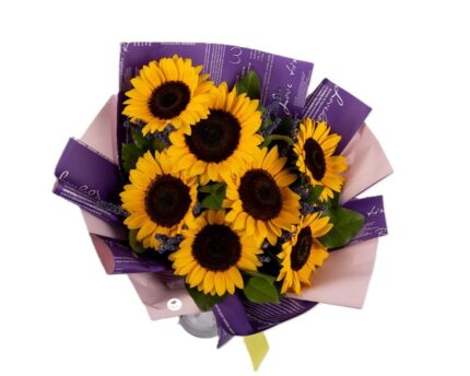 buchet-raza-de-soare-buchet-floarea-soarelui-lavanda-salal-floral-studio-iasi