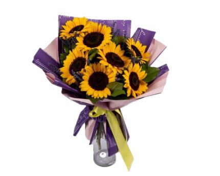 buchet-raza-de-soare-floarea-soarelui-lavanda-salal-floral-studio-iasi