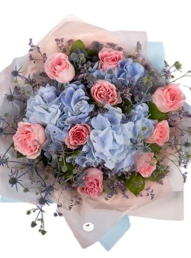 buchet-roua-diminetii-cu-hortensii-pastelate-trandafiri-limonium-floral-studio-iasi