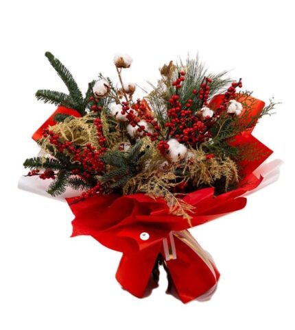 buchet-cotton-si-ilex-flori-de-iarna-floral-studio-iasi