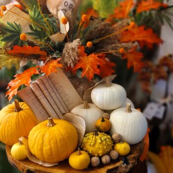 decoratiuni-de-halloween-dovleci-si-flori-floral-studio-iasi