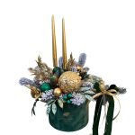 Aranjament în cutie catifea cu brad artificial și lumânări