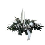 Aranjament pentru masa de Crăciun cu brad natural și lumânări