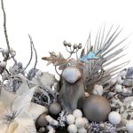 Aranjament silver în lădiță lemn cu brad artificial și figurină Crăciun - imagine 3