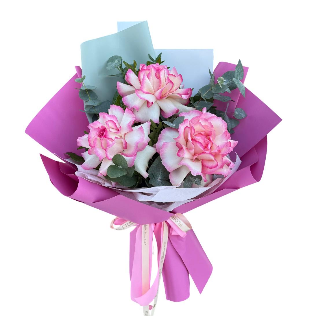 buchet_3_trandafiri_roz_1 Buchet 3 trandafiri roz - imagine 1