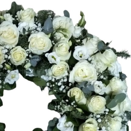 Coroană funerară cu trandafiri albi - coroane funerare Iași