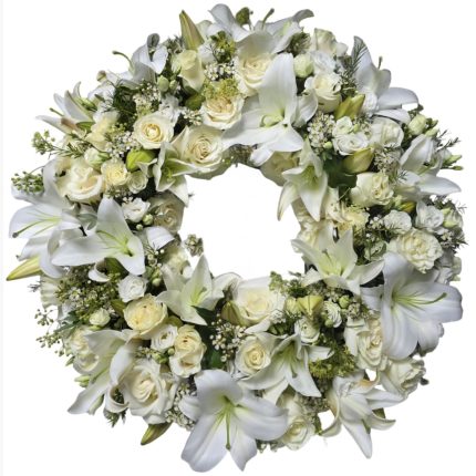 Coroană rotundă cu crin imperial și wax flower - Floral Studio Iași